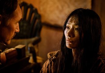 Tayang Eksklusif, Ini Sinopsis Film Waiting for the Barbarians