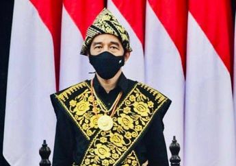 Bukan Hanya Isi Pidatonya, Penampilan Jokowi dengan Pakaian Adat di Sidang Tahunan MPR Ikut Dikritik: Kok Menakutkan... 