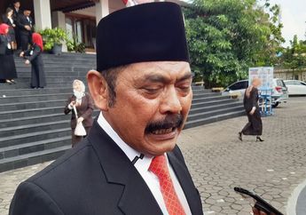 Sebanyak 1500-an Siswa Tidak Mampu akan Disediakan Handphone Gratis dari Pemkot Solo, Wali Kota FX Hadi Rudyatmo Mengaku Dihubungi Pihak Terkait: Ada yang sampai Kirim Pesan ke Saya