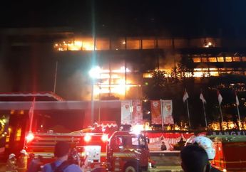 Kejaksaan Agung Kebakaran, 3 Kasus 'Uang Panas' Jadi Sorotan