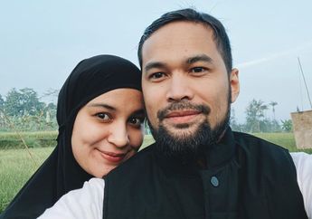 Ajak Shireen Sungkar Nonton Pertandingan Sepak Bola, Teuku Wisnu Beri Pesan Manis untuk Sang Istri yang Bikin Klepek-klepek!