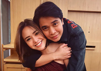 Kompak Pakai Baju Pengantin Sambil Umbar Gelagat Mesra, Amanda Manopo dan Billy Syahputra Bikin Netizen Geger: Semoga Lancar, Turut Bahagia Lihat Mereka Begini!