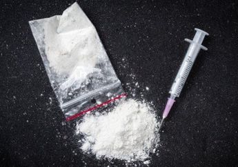 Tak Berikan Contoh yang Baik Sebagai Abdi Negara, Oknum ASN Lengkap dengan Seragam Dinasnya Diamankan oleh Pihak Kepolisian Setelah Bertransaksi Barang Terlarang!