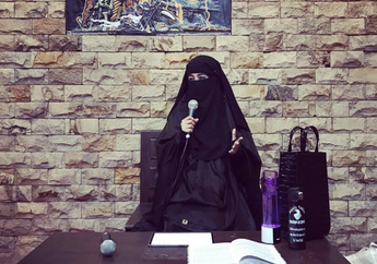 Bertubi-tubi Ditimpa Musibah Sampai Idap Tumor Kelenjar Getah Bening, Umi Pipik Ungkap Perjuangannya Melawan Penyakit Mematikan Tersebut: 2015 Terdeteksinya, Sejak Itu Saya Berubah Total