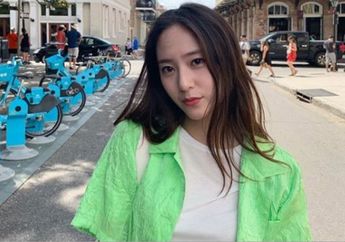 Drama Search Rilis Teaser Foto, Krystal Tampil Gahar dalam Balutan Seragam Militer!