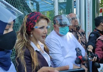 Barbie Kumalasari Disebut Dekat dengan Bule Ganteng Asal Prancis, Beginikah Awal Mula Kedekatan Mereka?