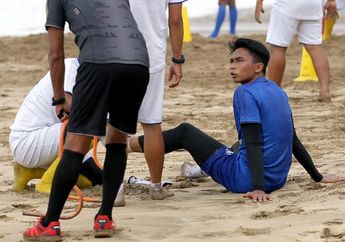 Gelar Latihan di Pantai, Satu Pemain Arema FC Dibekap Cedera