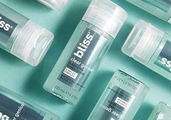 Enggak Perlu Pakai Banyak Skincare, Kini Ada Toner Serum dalam Satu Kemasan!