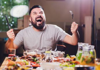 Sering Makan Berlebihan? Berikut 9 Konsekuensi yang Akan Terjadi Jika Kamu Tak Mengaturnya dari Sekarang!