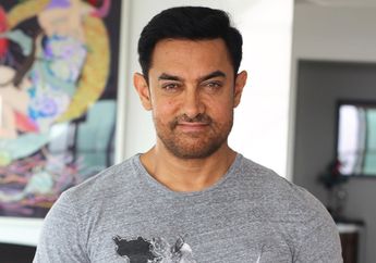 Peringati Hari Guru 2020, Aamir Khan Berlutut di Depan Para Pengajar yang Berjasa dalam Hidupnya: Terima Kasih!