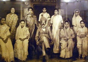 Tajir Melintir Tetapi Raja Ini Gemar Menumpuk Harta, Doyan Koleksi Wanita dan Hidup dalam Ketakutan, Hartanya Rp56 Miliar Pernah Ludes Dimakan Tikus Gegara Disimpan di Peti Harta