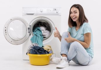 Tips Mudah Mencegah Warna Baju Luntur Saat Dicuci, Warna Baju Dijamin Tetap Cerah!