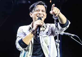 Setiap Helaan Napasnya Bikin Penggemar Menjerit, Ariel NOAH Ungkap Pernah Kecium Cowok hingga Bongkar Kelakuan Fans Fanatiknya yang Bikin Raffi Ahmad Cekikikan: Pasti Kecium!
