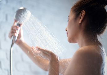 Awas, Tidak Pernah Membersihkan Shower Bisa Berdampak Buruk Bagi Tubuh Hingga Sebabkan Kebutaan
