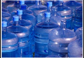 Jadi Pilihan Masyarakat Indonesia Karena Harganya yang Murah, Ternyata Konsumsi Air Isi Ulang Tiap Hari Bisa Sebabkan Efek Fatal ini Pada Tubuh, Sungguh Mengerikan!