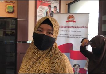 Happy Hariadi, Mantan Istri Kedua Ayah Atta Halilintar Kunjungi Polres Jakarta Selatan