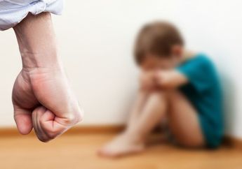 Tak Patut Dicontoh! Bukannya Menjaga anaknya, Ibu ini Malah Tega Paksa Bayinya Sendiri untuk Konsumsi Narkoba, Sempat Rekam Aksi Kejinya ini, Kini Begini Nasibnya...