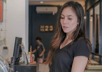 PD Pajang Foto Selfie Tanpa Makeup, Wulan Guritno Banjir Pujian dari Netizen: Wanita Tercantik Setelah Ibu dan Istri Saya!