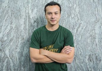 Viral Video Aksi Berani Nicholas Saputra Cegat Pemotor Bule yang Seenaknya Serobot Jalan Trotoar, Netizen Langsung Geger: Gentle Banget, Duh Makin Cinta...