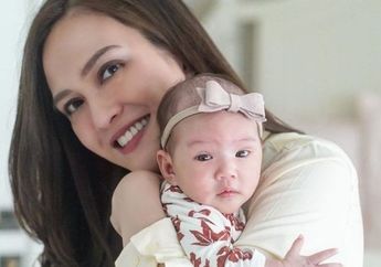 Niat Hati Ajari Putrinya Berjalan Pakai Alat Ini, Shandy Aulia Malah Kena Kritikan Netizen Gegara Dianggap 'Paksa' sang Buah Hati: Kasihan, Biarkan Alami Saja, Kakinya Kelihatan Belum Napak