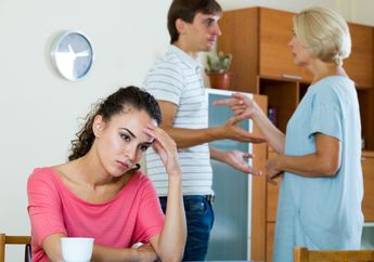 Bak Pisau Bermata Dua, Arti Mimpi Bertemu Ibu Mertua Bisa Isyaratkan Kebahagiaan Sekaligus Rasa Frustrasi, Simak Penjelasannya!