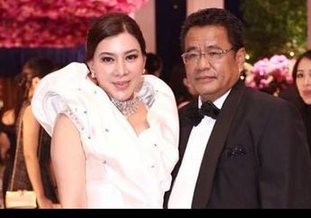 Terang-terangan, Hotman Paris Mengaku Pernah Berselingkuh dengan Asisten Pribadi Cantiknya yang sudah Mengabdi selama 20 Tahun sebelum Menjalin Hubungan Terlarang dengan Meriam Bellina: Ini Jujur Memang Pernah