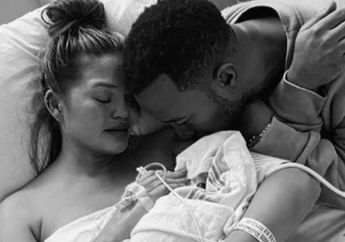 Kim Kardashian, Paris Hilton, hingga Hailey Bieber Berikan Dukungan untuk Chrissy Teigen Setelah Keguguran yang Menimpa sang Aktris