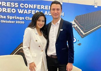 Kompak Doyan Ngemil Saat Mengisi Quality Time, Titi Kamal dan Christian Sugiono Batasi Porsi Camilan Kedua Putranya