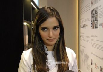 Biasa Duduk Santai di Mobil Mewah, Nia Ramadhani Panik Saat Harus Kendarai Motor Sendiri di Jalanan Berlubang hingga Bikin Ajudan Pribadinya Turun Tangan: Aduh Serem Nih!