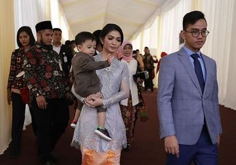 Sang Suami Mencalonkan Diri Jadi Wali Kota Solo dengan Kekayaan Mencapai Rp 21 Miliar, Selvi Ananda Pernah Kepergok Tampil Sederhana Kenakan Kalung Mutiara Saat Ambil Rapor Jan Ethes!