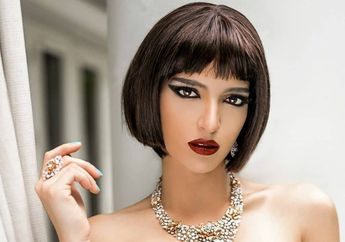 Foto di Depan Cermin Toilet hingga Pamerkan Tubuh Moleknya, Tampilan Seksi Nia Ramadhani Saat Bagian Dadanya Terekspos Mengundang Nyinyiran Netizen: Norak dan Makin Nggak Berkelas!