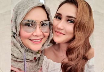 Ayu Ting Ting Mendadak Diboyong ke Rumah Sakit Jalani CT Scan, Umi Kalsum sampai Minta Doa ke Netizen, Ada Apa?