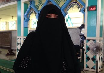 Tak Ada Angin Tak Ada Hujan, Tetiba Mantan Istri Caisar YKS Bawa Kabar Mengejutkan, Sebut Dirinya Diserang Sihir Hingga Temukan Kain Kafan Misterius di Rumahnya!