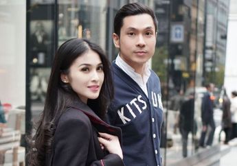 Dikenal Sebagai Pria Pendiam Sekaligus Pemalu, Suami Sandra Dewi Bikin Salfok Gegara Pamer Otot Kekar bak Aktor Korea saat Ajari sang Putra Berenang, Netizen: Papa Rafa Tolong Aurat..