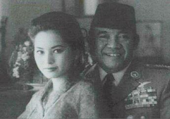 Foto Lawas Istri Kelima Soekarno ini Jadi Sorotan, Ratna Sari Dewi Berdansa dengan Seorang Pria, Siapakah Sosok Laki-lakinya?