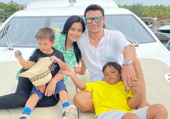 Bagikan Potret Jadul Kedua Putranya, Titi Kamal Ungkap Niatan untuk Tambah Momongan: Gara-gara Pandemi Jadi Males..