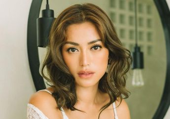 Pose Cantik Pakai Busana Transparan, Penampilan Jessica Iskandar Ini Justru Disebut Mirip Orang Korea oleh Netizen