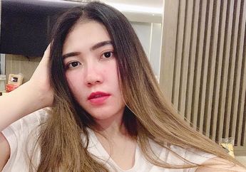 Senyum Semringah Pamer Penampilan Centilnya, Via Vallen Justru Dinyinyir Netizen: Kok Makin Tembem ya?