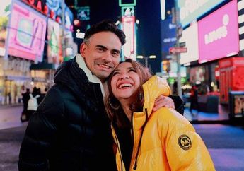 Dampingi BCL hingga Akhir Hayatnya, Ashraf Sinclair Sempat dapat Peringatan dari Calon Ayah Mertuanya: Bunga Itu Keras Kepala, Bisakah Kamu Menerima dan Menanganinya?