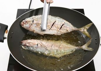 Tips Menggoreng Ikan Agar Tidak Lengket di Penggorengan, Nomor 2 Paling Penting