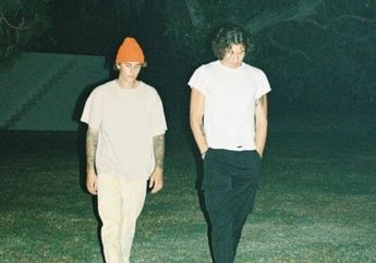 Setelah 4 Tahun Gak Manggung di AMA, Justin Bieber Akhirnya Tampil Bawakan Lagu Duet Bareng Shawn Mendes