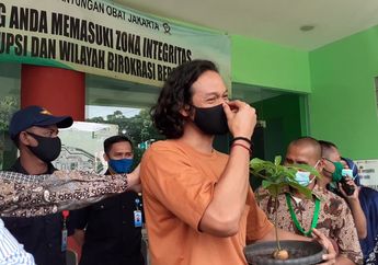 Bebas Rehabilitasi Narkoba, Dwi Sasono Tak Kuasa Menahan Tangis: Gue Terharu Banget