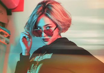 Marshanda Tampil Percaya Diri Pakai Bikini, Netizen Salah Fokus dengan Stretch Mark di Bagian Perutnya: Kirain Kalau Artis Nggak Ada, Ternyata Sama Aja