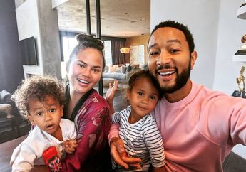 Nikmati Waktu Bersama Keluarga Saat Thanksgiving, John Legend Ucapan Manis Buat Chrissy Teigen  dan Anak-Anaknya