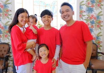 Tak Ada Angin Tak Ada Hujan, Sarwendah Mendadak Ungkap Kerinduannya dengan Almarhum Ayah Ruben Onsu sampai Singgung Kebaikan Sang Mertua: Tau Banget Menantunya Doyan...