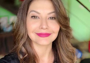   Gaya Hidupnya Makin Glamour Bak Sosialita Kelas Atas Usai Jadi Pengusaha Warung Makan, Tamara Bleszynski Terlihat Seksi Saat Hangout Rame-rame Bareng Gengnya, Netizen sampai Gagal Fokus dengan Paha Mulus Sang Artis