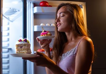 Penelitian Baru, Makan Tengah Malam Nggak Bikin Berat Badan Naik Loh