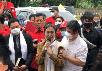 Suasana Haru Iringi Pemakaman Melisha Sidabutar, Melitha Sidabutar: Dia Selalu yang Ajari Apa Sih yang Dicari di Dunia