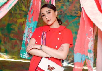 Case Bergambar Sailor Moon Seharga Rp 58 Ribu Miliknya Sukses Curi Perhatian, Nagita Slavina Bikin Netizen Menghela Napas Lega, Warganet: Dari Keseluruhan Cuman Ini yang Bisa Diikutin