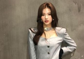 Sapa Penggemar Usai 14 Hari Jalani Karantina, Sana TWICE Kabarkan Kondisi Terkininya